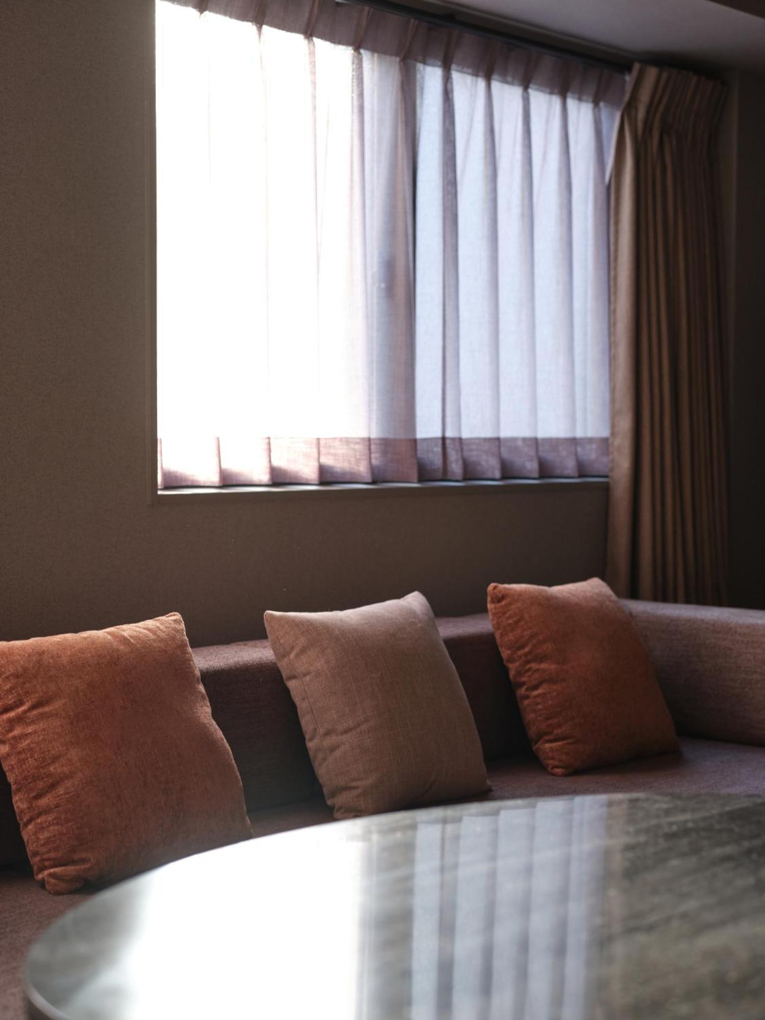 Monday Premium Namba West Aparthotel 4*