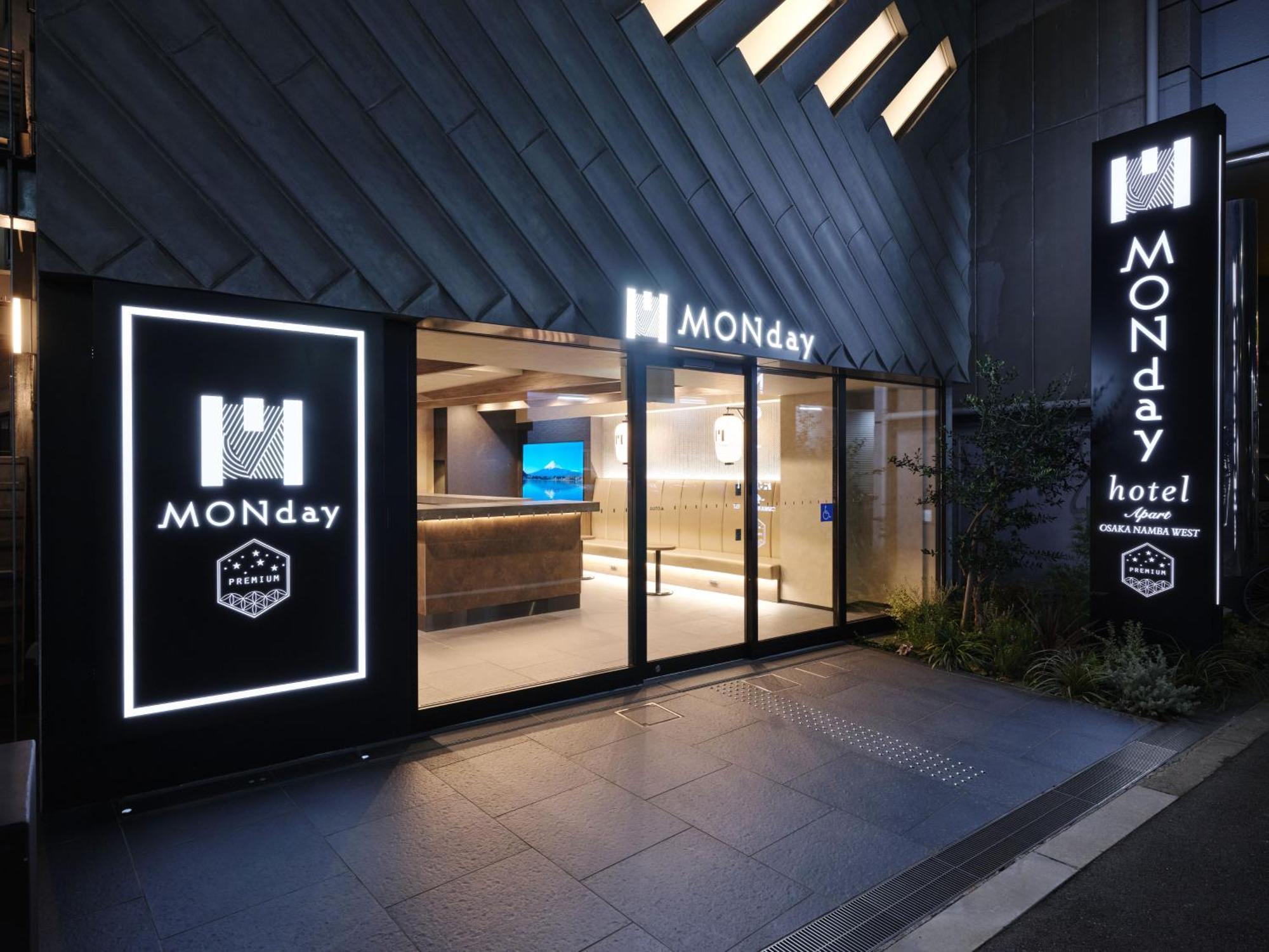 Monday Premium Namba West 4*