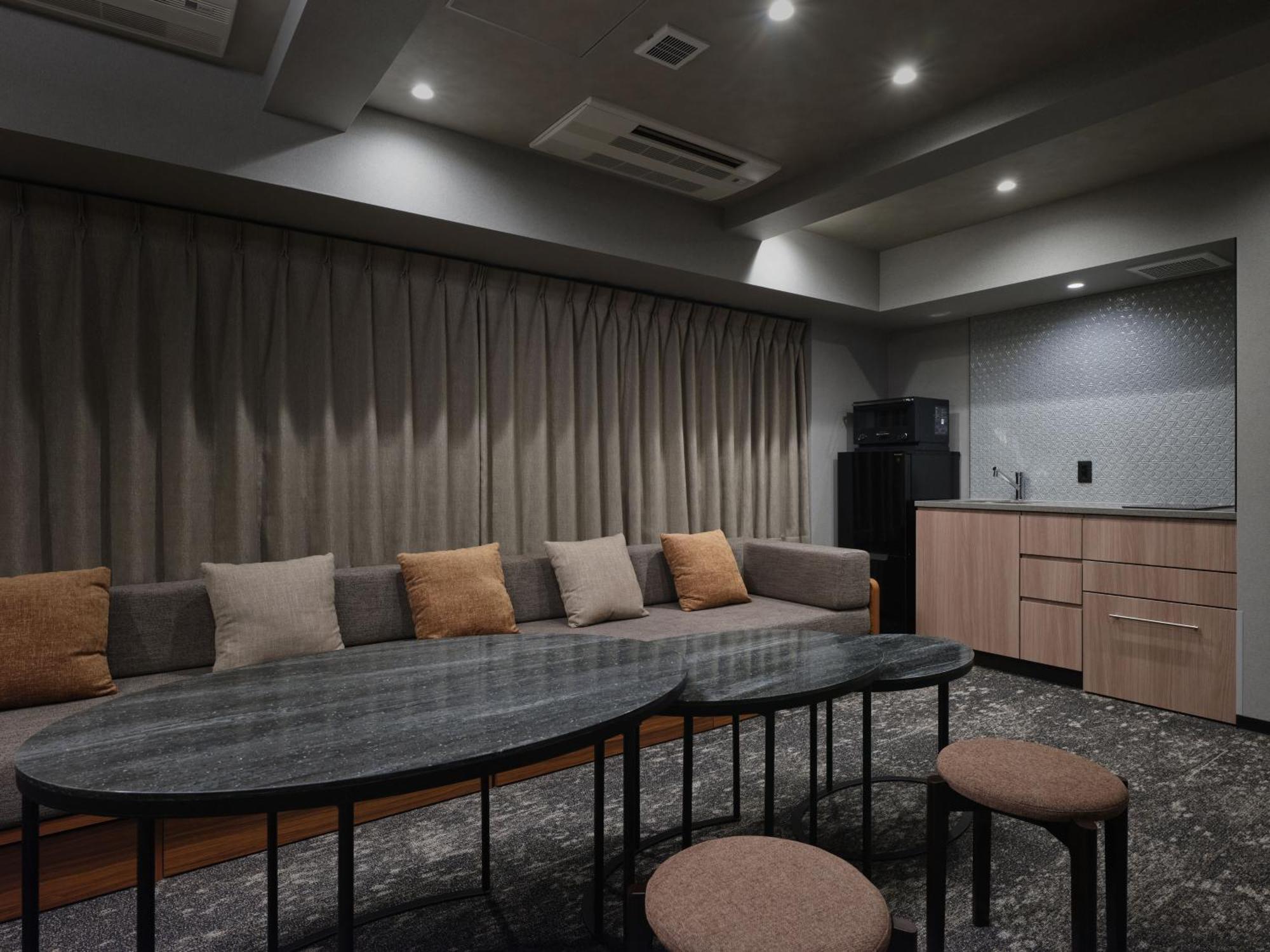 Monday Premium Namba West Aparthotel